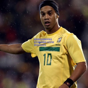 pg模拟器官网下载|欧陆焦点战裁判落定 尼贝里执哨纽卡巴萨欧冠对决引关注